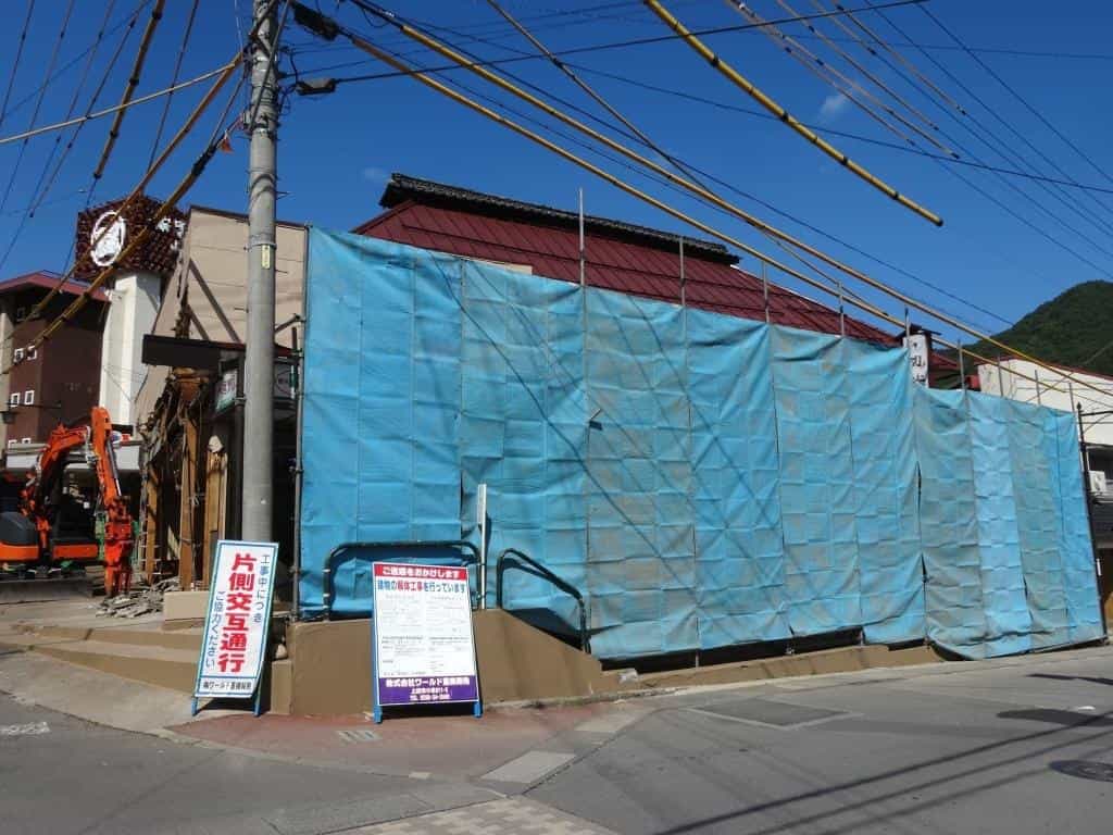 温泉街の古民家６（解体作業）