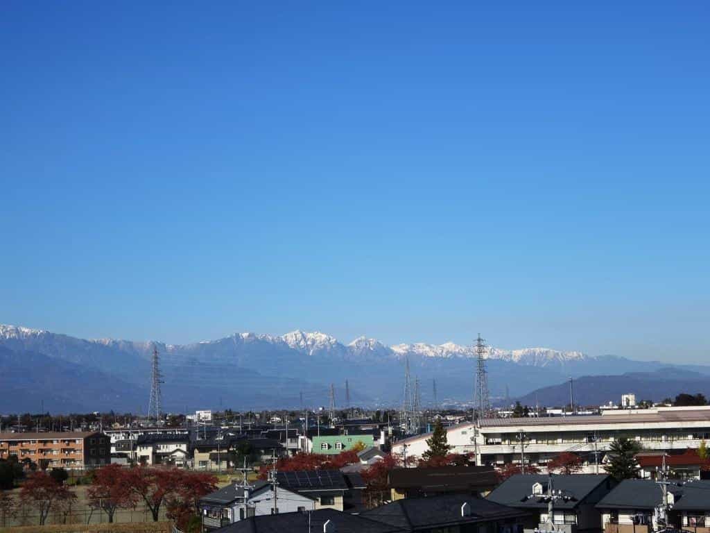 温泉街の古民家５
