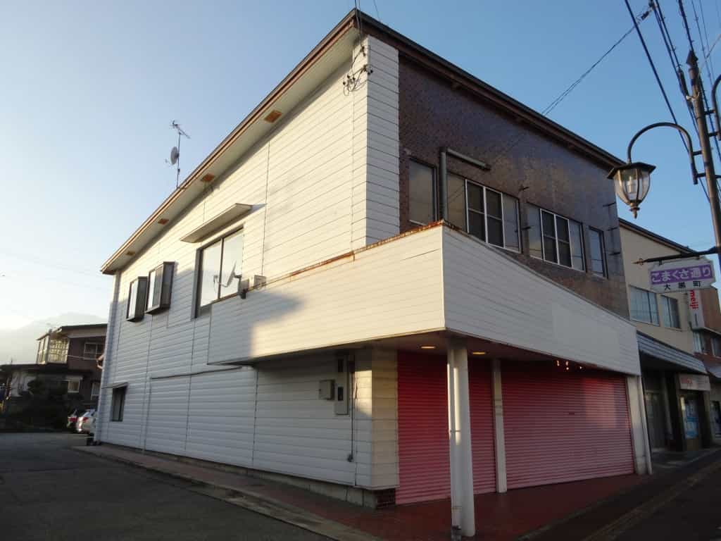 I邸外観1