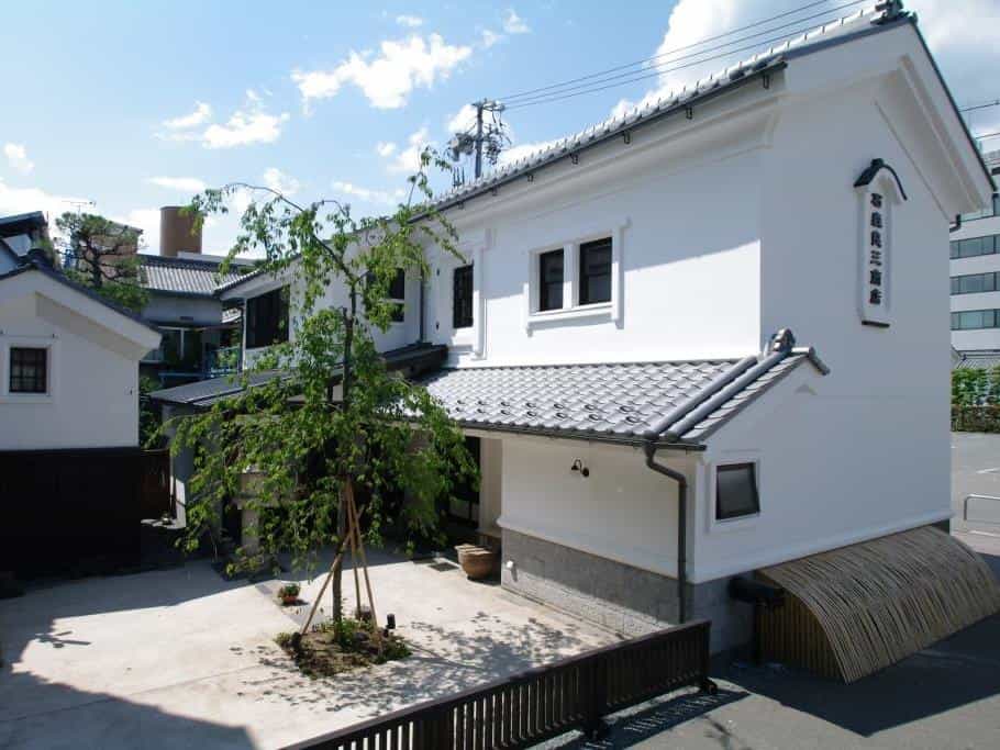 石森良三商店外観1