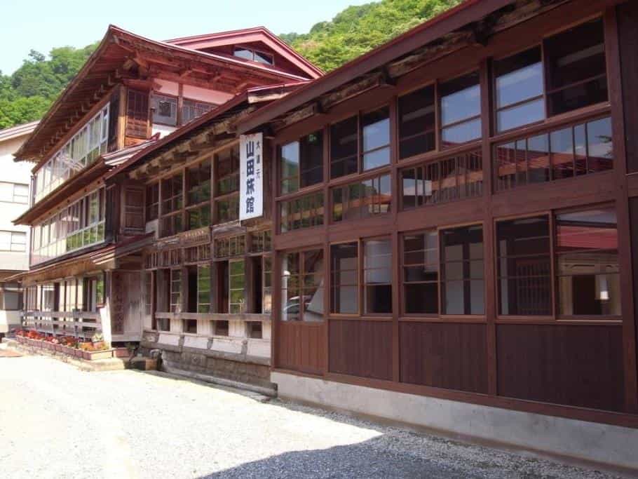 山田旅館外観after