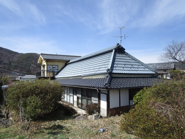 真田の古民家外観