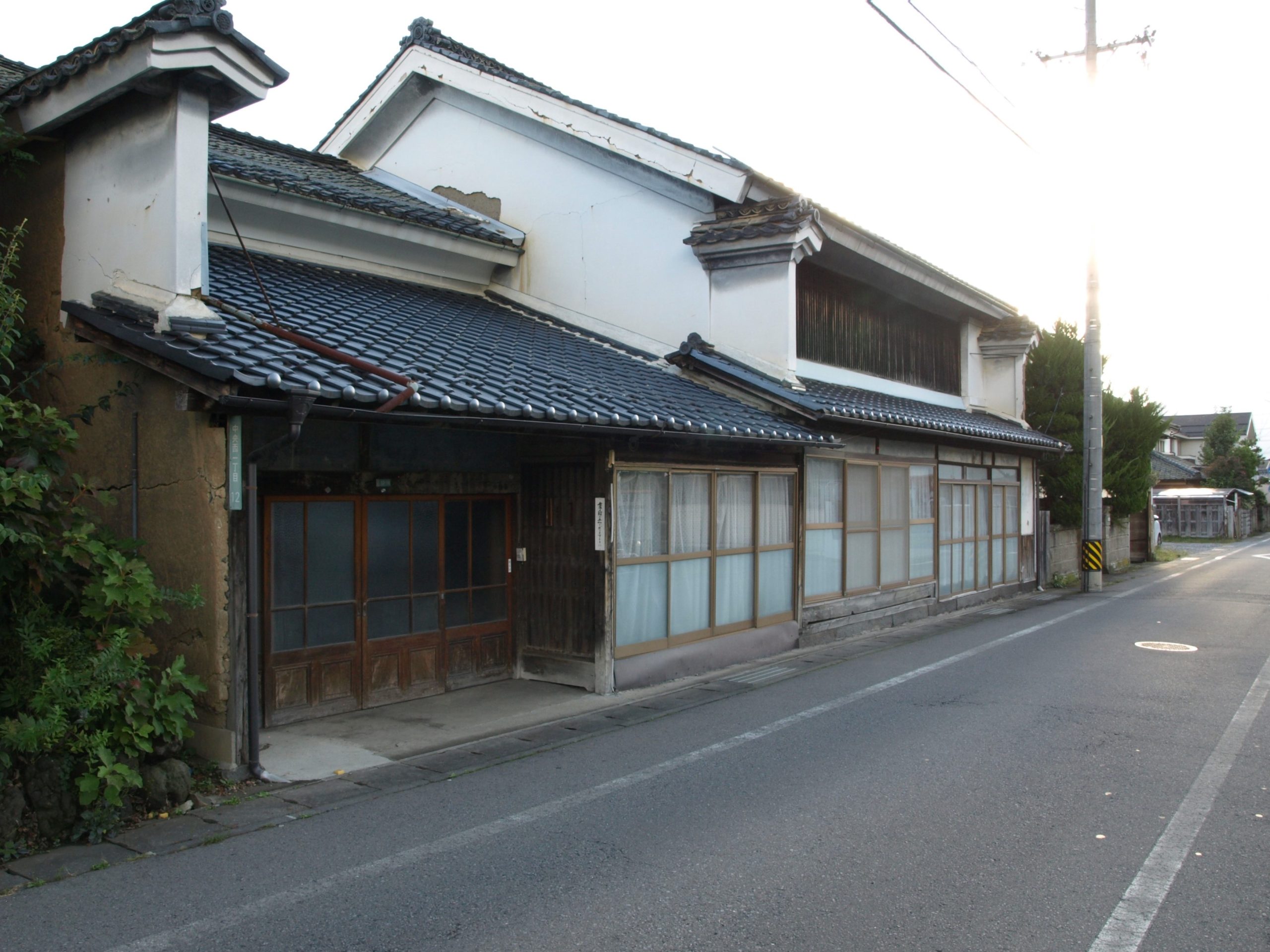 M邸外観再生前